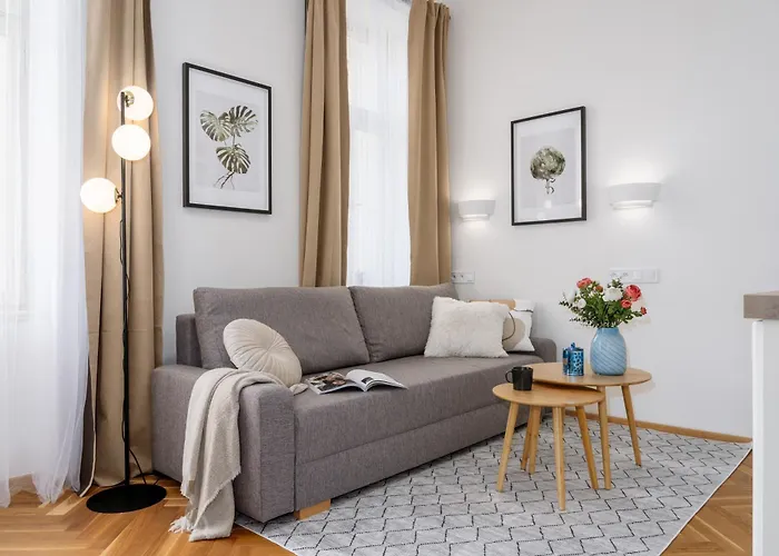Prague Days - Fully Equipped Studio - Wenceslas Square